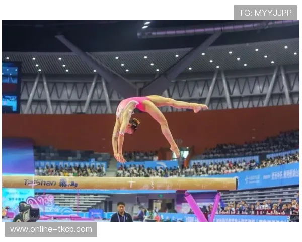 女子体操项目的发展历程与技术创新分析:从传统到现代的跨越与挑战 女子体操项目的发展历程与技术创新分析:从传统到现代的跨越与挑战